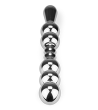 Laden Sie das Bild in den Galerie-Viewer, 19,5 cm langer Dildo mit 5 Kugeln