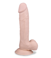 Laden Sie das Bild in den Galerie-Viewer, 21 cm langer Naturdildo Softness