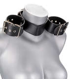 BDSM-Halsband mit Fesseln