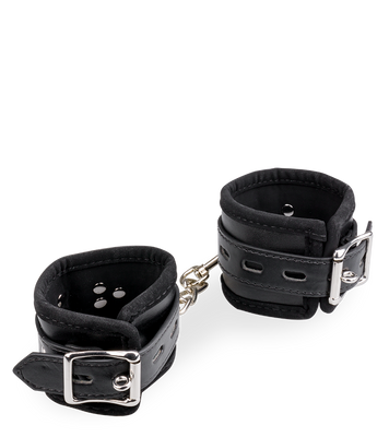 BDSM-Handfesseln aus Leder