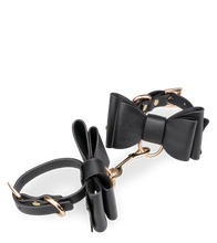 Laden Sie das Bild in den Galerie-Viewer, Edles BDSM-Set 7-teilig mit Aufbewahrungstasche