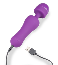Laden Sie das Bild in den Galerie-Viewer, Fantasy-Wand-Vibrator mit 3 Aufsätzen, 10 Modi