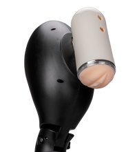 Laden Sie das Bild in den Galerie-Viewer, Freihand-Masturbator mit Vagina The Milker