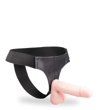 Laden Sie das Bild in den Galerie-Viewer, Großer Strapon-Dildo mit O-Ring