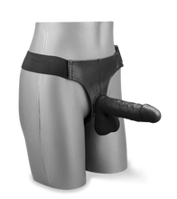 Laden Sie das Bild in den Galerie-Viewer, Großer Strapon-Dildo mit O-Ring