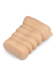 Laden Sie das Bild in den Galerie-Viewer, Gummimuschi Bad Girl mit Vagina, Anus und Mund