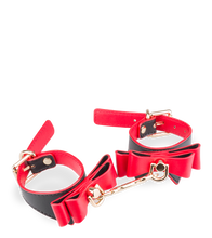 Laden Sie das Bild in den Galerie-Viewer, Handfesseln mit Schleifen Be Mine