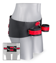 Laden Sie das Bild in den Galerie-Viewer, Hüfte-Handgelenk-Fessel aus Kunstleder