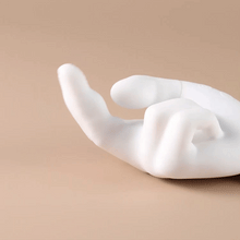 Laden Sie das Bild in den Galerie-Viewer, Warm Hand – Beheizter Vibrator mit Auslöser