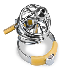 Laden Sie das Bild in den Galerie-Viewer, Peniskäfig mit Harnröhrenplug Alcatraz