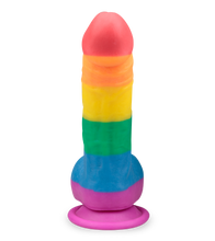 Laden Sie das Bild in den Galerie-Viewer, Realistischer Saugnapf-Dildo Pride