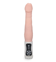 Laden Sie das Bild in den Galerie-Viewer, Realistischer Stoßvibrator