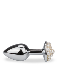 Laden Sie das Bild in den Galerie-Viewer, Rosebud-Analplug mit Perlen