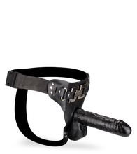 Laden Sie das Bild in den Galerie-Viewer, Umschnalldildo 17 cm